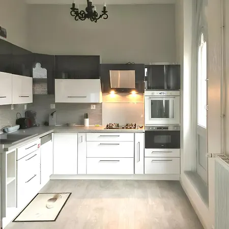 Maison De 3 Avec Vue Sur La Et Wifi A La Bataille Hébergement de vacances